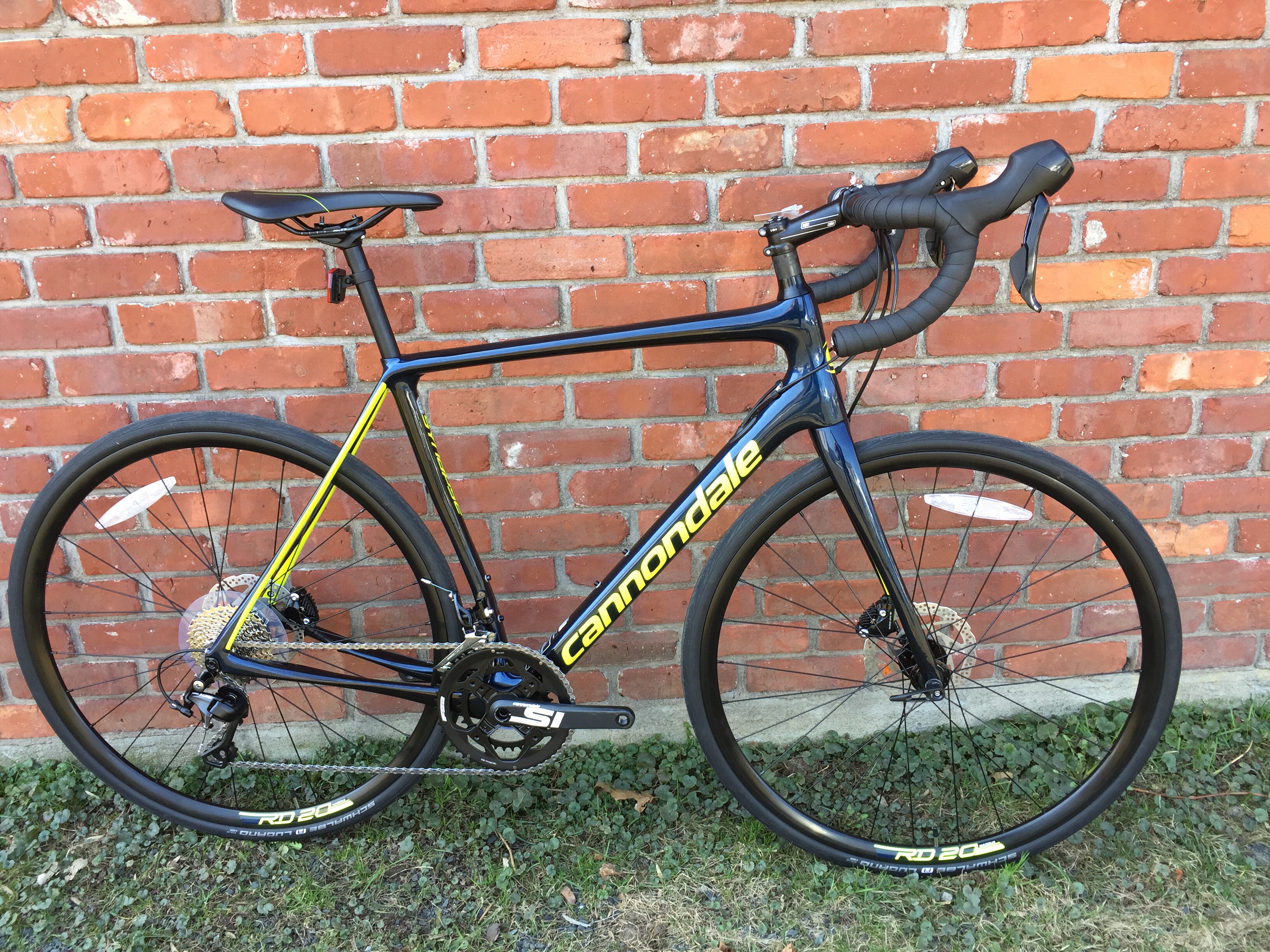 2018 Cannondale Synapse Carbon 105 - New England Bike